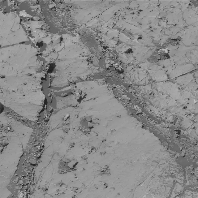 Sol 2633: Mast Camera (Mastcam)