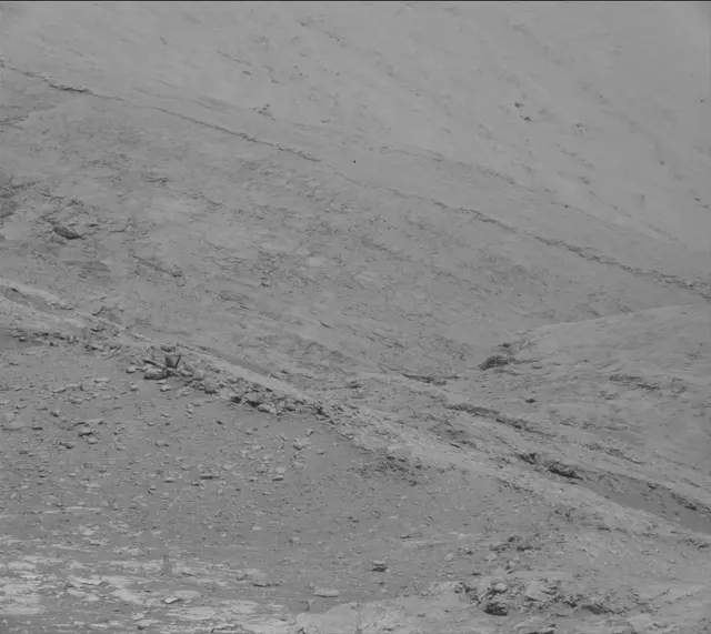 Sol 2633: Mast Camera (Mastcam)