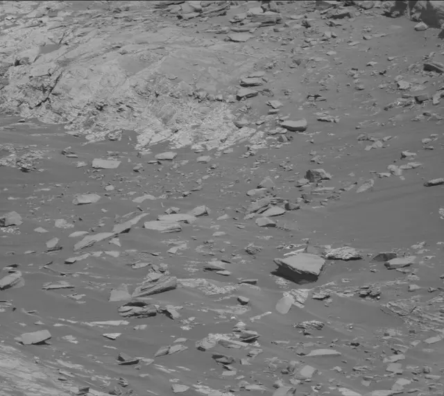Sol 2633: Mast Camera (Mastcam)