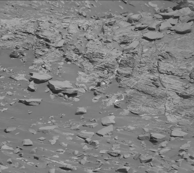 Sol 2633: Mast Camera (Mastcam)