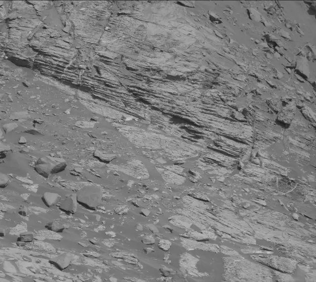 Sol 2633: Mast Camera (Mastcam)