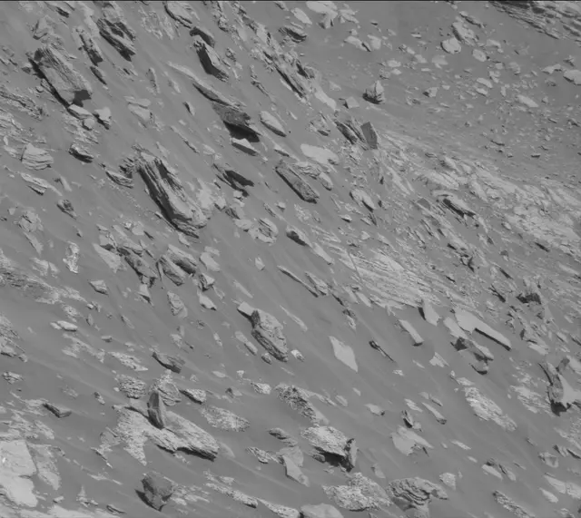 Sol 2633: Mast Camera (Mastcam)