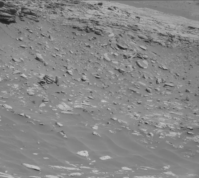 Sol 2633: Mast Camera (Mastcam)
