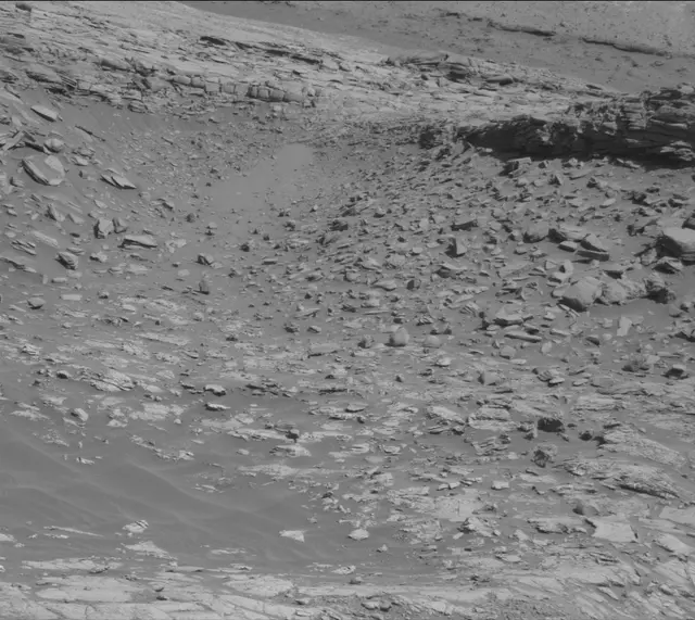 Sol 2633: Mast Camera (Mastcam)