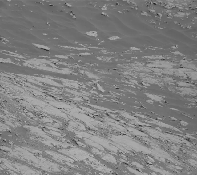 Sol 2633: Mast Camera (Mastcam)