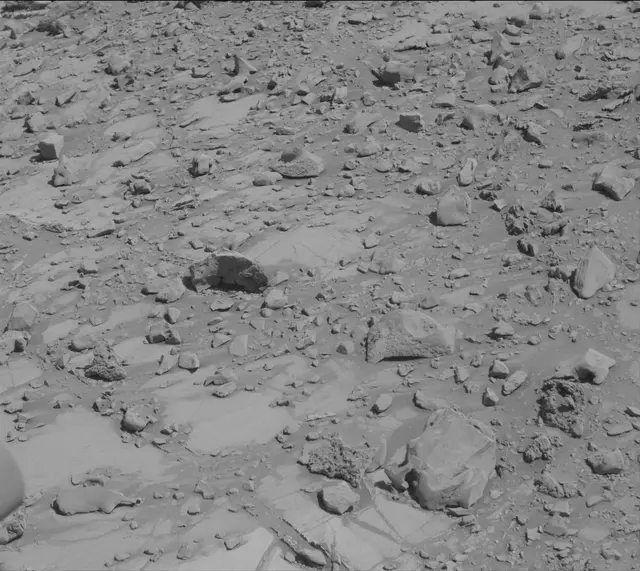 Sol 2636: Mast Camera (Mastcam)