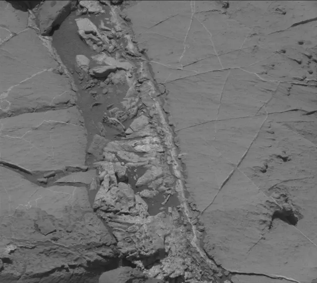 Sol 2636: Mast Camera (Mastcam)