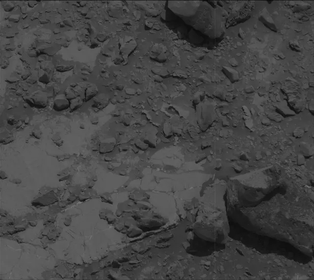 Sol 2639: Mast Camera (Mastcam)