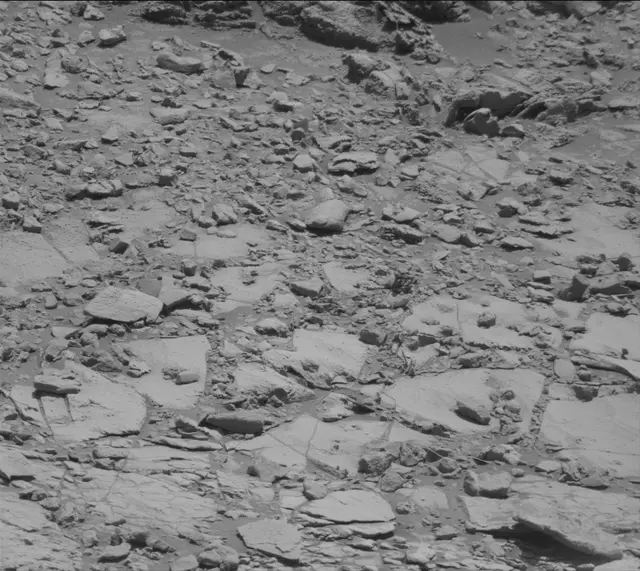 Sol 2639: Mast Camera (Mastcam)