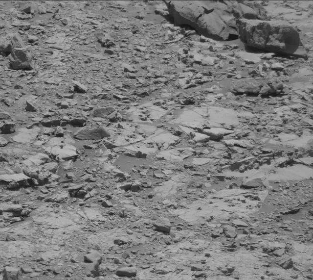 Sol 2639: Mast Camera (Mastcam)