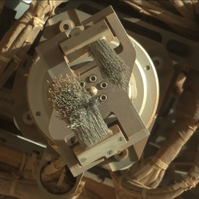 Sol 2640: Mast Camera (Mastcam)