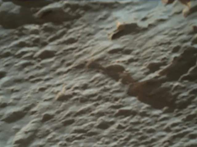 Sol 2640: Mars Hand Lens Imager (MAHLI)