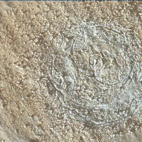 Sol 2640: Mars Hand Lens Imager (MAHLI)