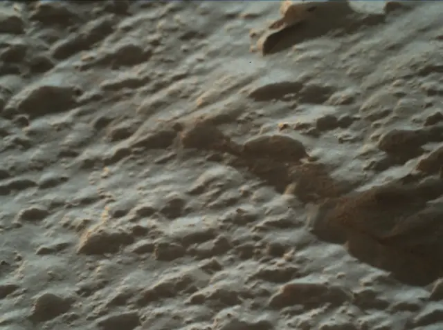 Sol 2640: Mars Hand Lens Imager (MAHLI)