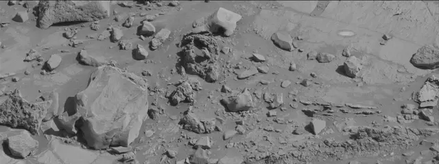 Sol 2642: Mast Camera (Mastcam)