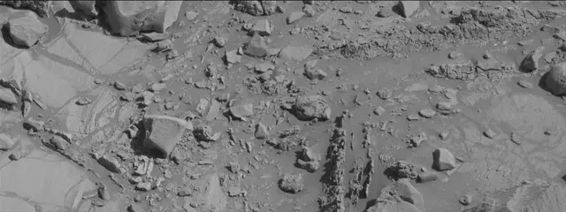 Sol 2642: Mast Camera (Mastcam)