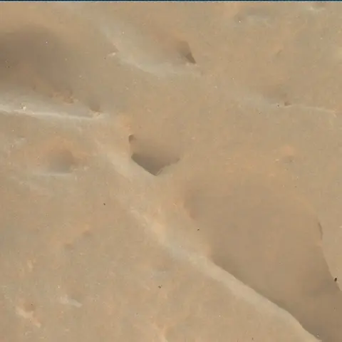 Sol 2642: Mars Hand Lens Imager (MAHLI)