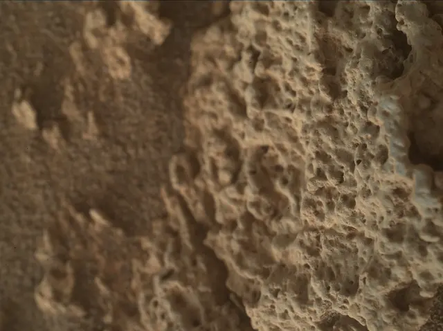 Sol 2642: Mars Hand Lens Imager (MAHLI)