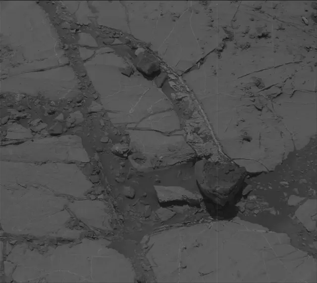 Sol 2643: Mast Camera (Mastcam)