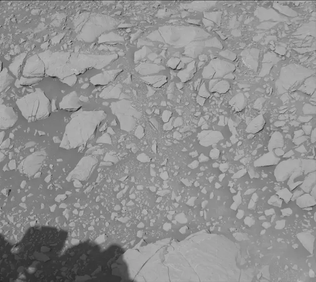 Sol 2643: Mast Camera (Mastcam)
