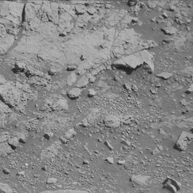 Sol 2643: Mast Camera (Mastcam)