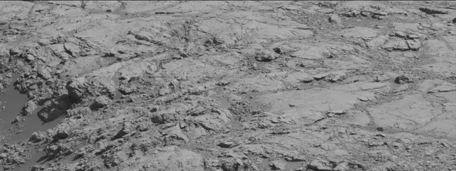 Sol 2645: Mast Camera (Mastcam)