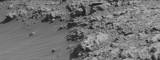 Sol 2645: Mast Camera (Mastcam)