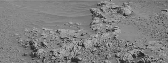 Sol 2645: Mast Camera (Mastcam)