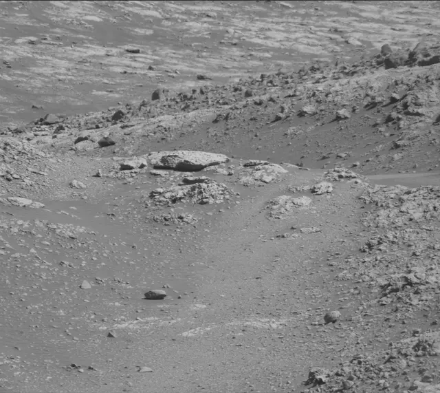 Sol 2645: Mast Camera (Mastcam)