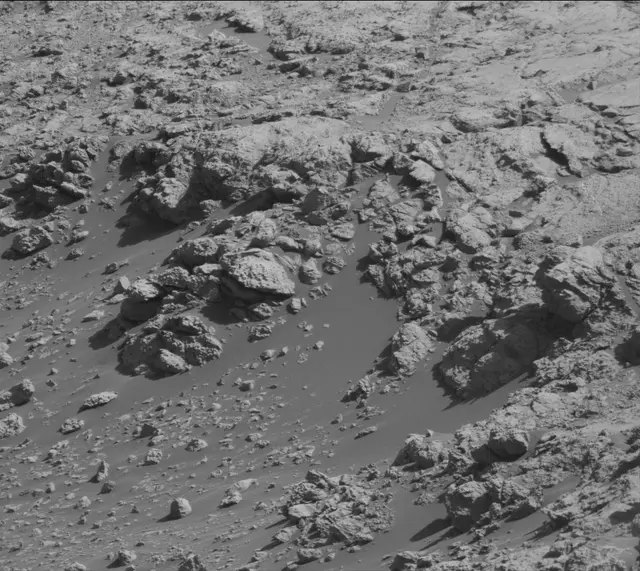 Sol 2645: Mast Camera (Mastcam)