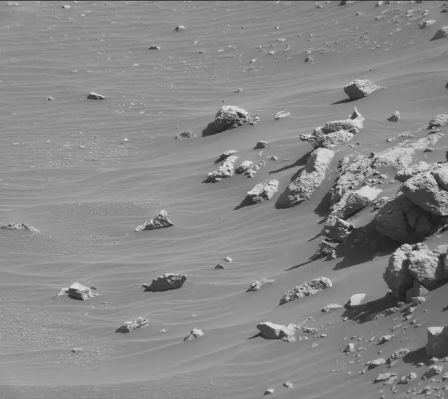 Sol 2645: Mast Camera (Mastcam)