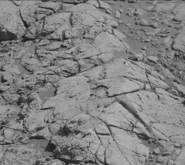 Sol 2645: Mast Camera (Mastcam)