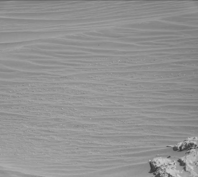 Sol 2645: Mast Camera (Mastcam)