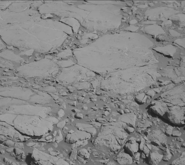 Sol 2645: Mast Camera (Mastcam)