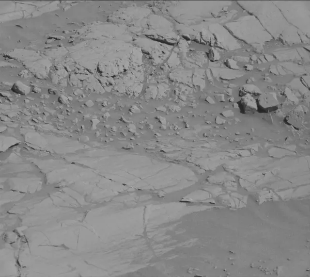 Sol 2645: Mast Camera (Mastcam)