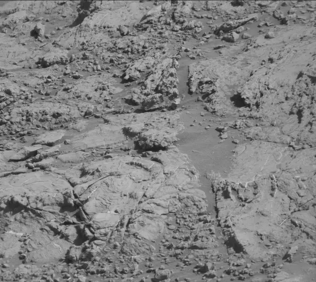 Sol 2645: Mast Camera (Mastcam)