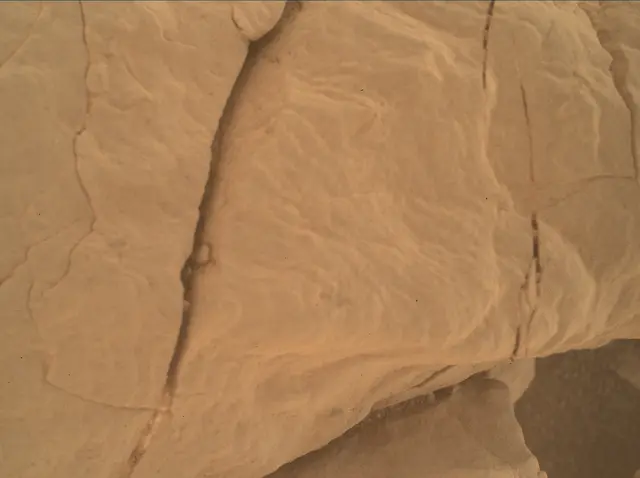 Sol 2645: Mars Hand Lens Imager (MAHLI)
