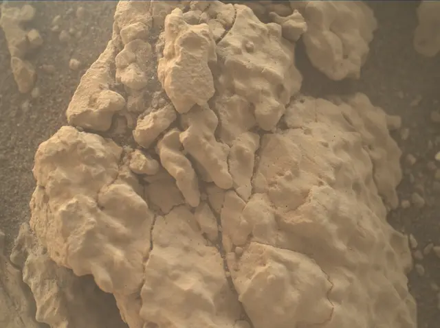 Sol 2653: Mars Hand Lens Imager (MAHLI)