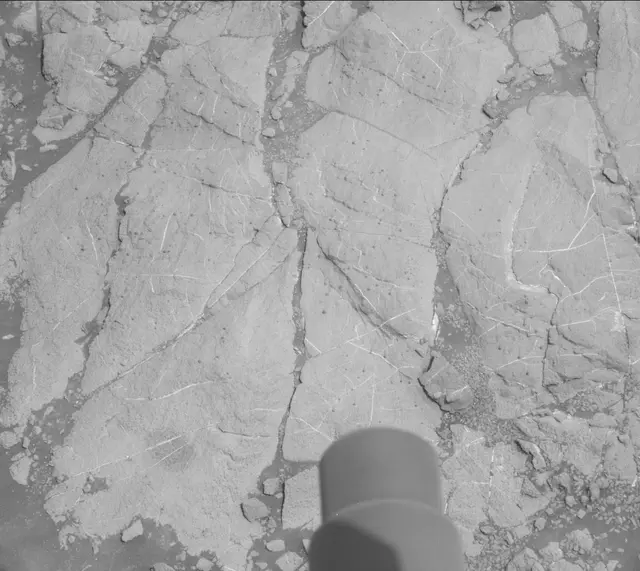 Sol 2654: Mast Camera (Mastcam)