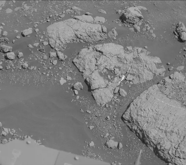 Sol 2654: Mast Camera (Mastcam)