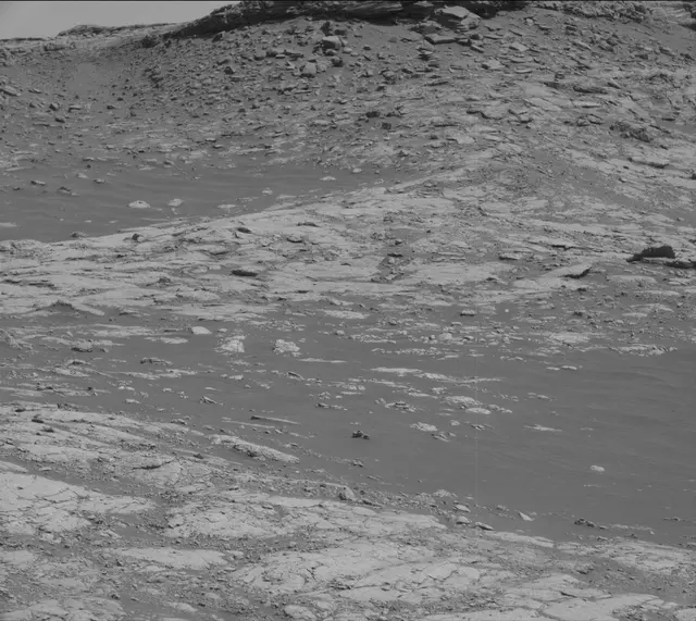 Sol 2654: Mast Camera (Mastcam)