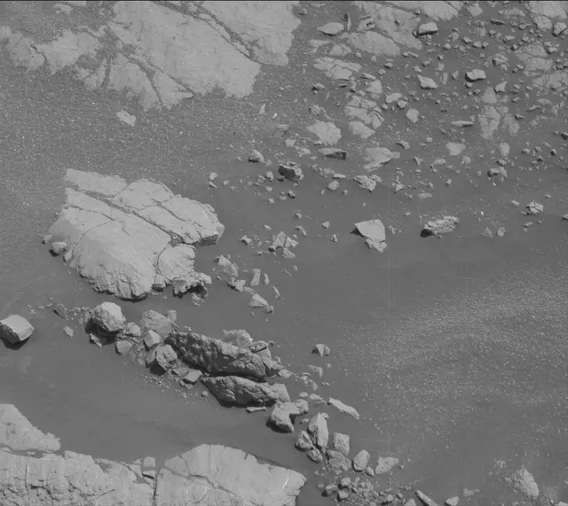 Sol 2654: Mast Camera (Mastcam)