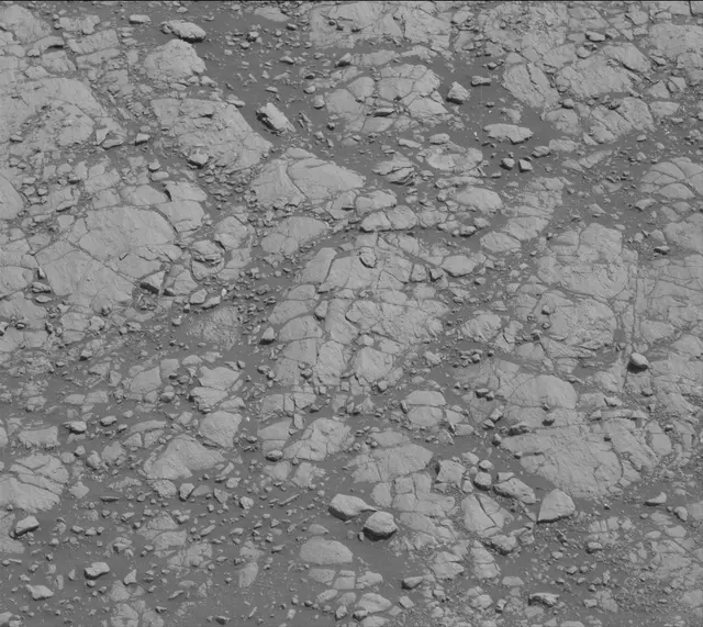 Sol 2654: Mast Camera (Mastcam)