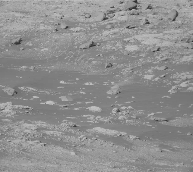 Sol 2654: Mast Camera (Mastcam)