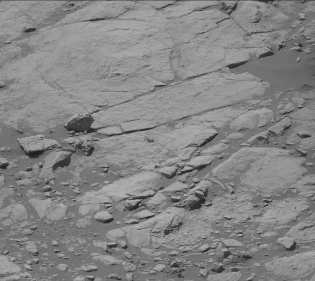 Sol 2654: Mast Camera (Mastcam)