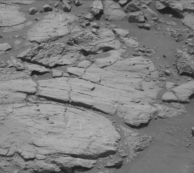 Sol 2654: Mast Camera (Mastcam)