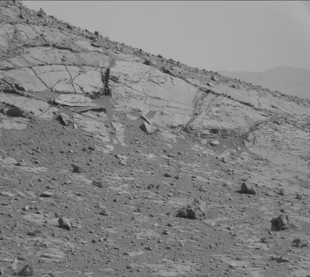 Sol 2657: Mast Camera (Mastcam)