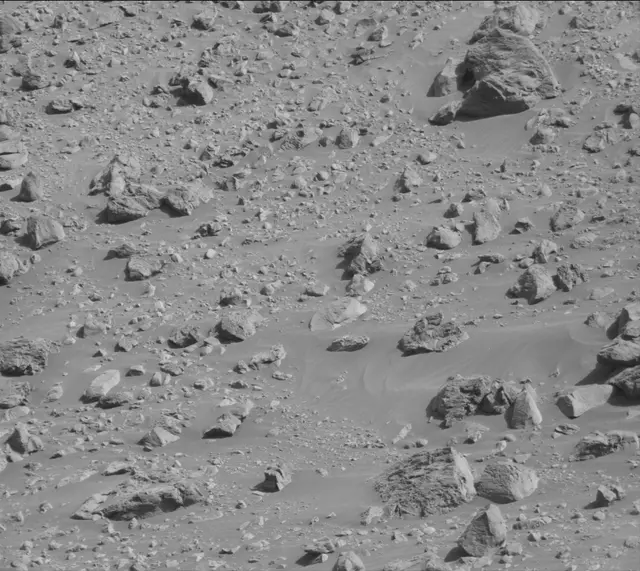 Sol 2657: Mast Camera (Mastcam)