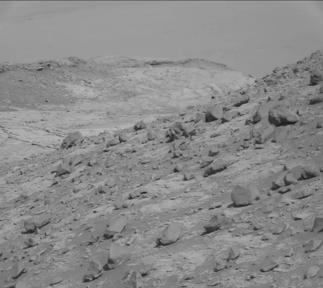 Sol 2657: Mast Camera (Mastcam)