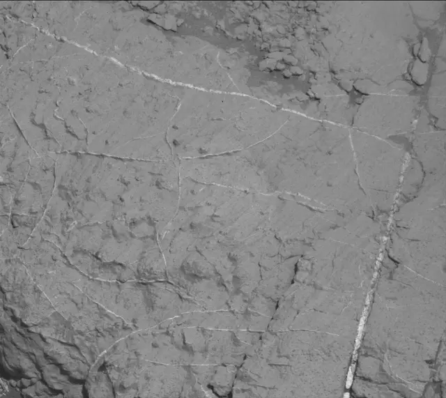Sol 2657: Mast Camera (Mastcam)